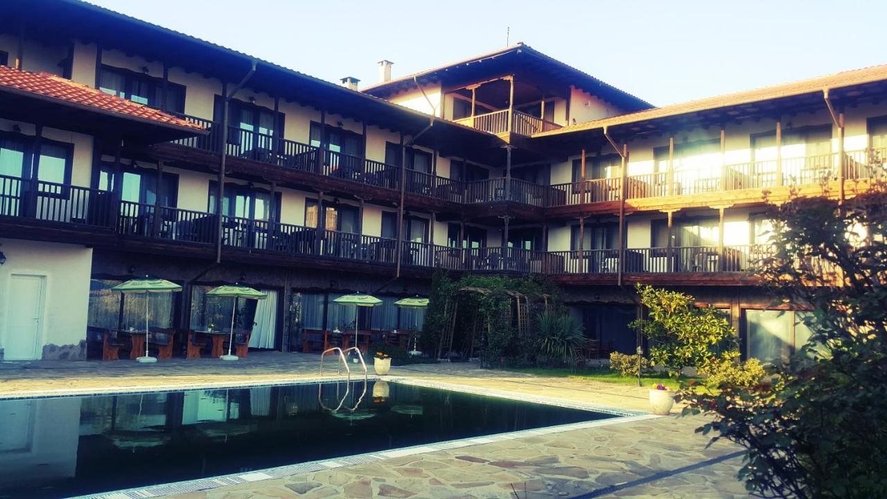 Hunting Residence Asteya Gramatikovo ภายนอก รูปภาพ