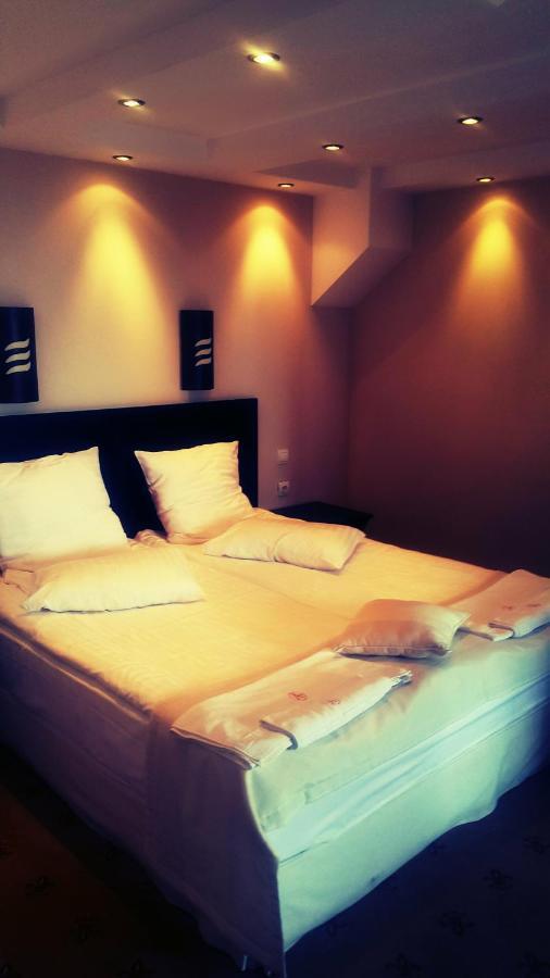 Hunting Residence Asteya Gramatikovo ภายนอก รูปภาพ