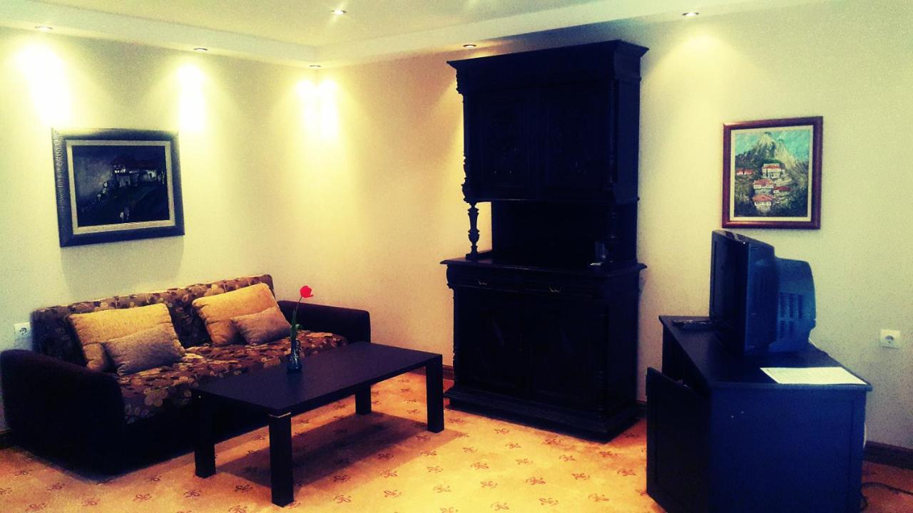 Hunting Residence Asteya Gramatikovo ภายนอก รูปภาพ